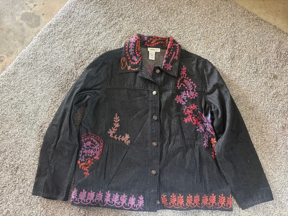 GORGEOUS Coldwater Creek womens 2x embroidered jacket shirt